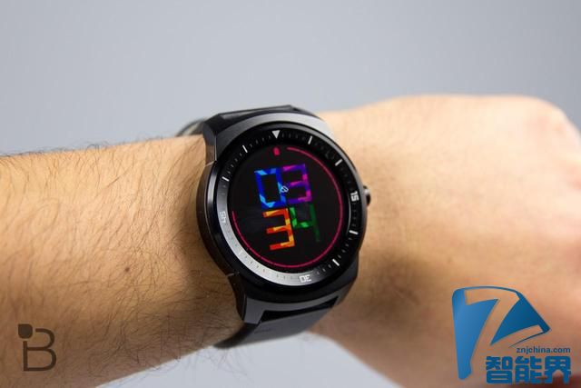 LG G Watch R智能表將通過(guò)WiFi與智能手機(jī)通訊